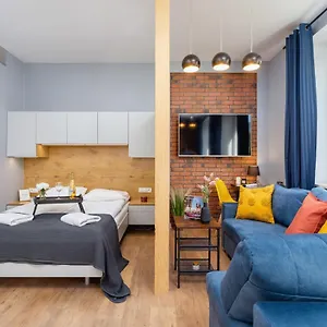 Trendy By Renters Apartment